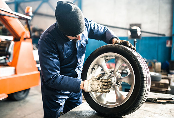 Göd, Dunakeszi, Fót, Vác, Sződliget, Budapest, Autószerviz, Chiptuning, Autófelszerelés, Autóüveg, Autóklíma töltés és javítás, Diagnosztika, Futómű beállítás, Téli és nyári gumi, Olajcsere, Műszaki vizsga, Vezérműszíj, Vezérműlánc, Részecskeszűrő, DPF tisztítás