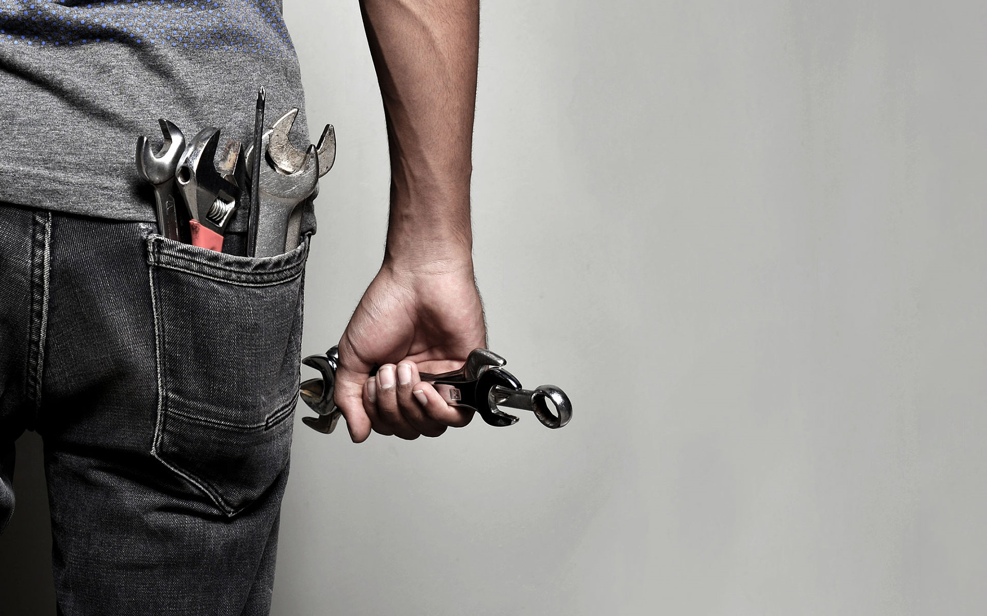 Göd, Dunakeszi, Fót, Vác, Sződliget, Budapest, Autószerviz, Chiptuning, Autófelszerelés, Autóüveg, Autóklíma töltés és javítás, Diagnosztika, Futómű beállítás, Téli és nyári gumi, Olajcsere, Műszaki vizsga, Vezérműszíj, Vezérműlánc, Részecskeszűrő, DPF tisztítás